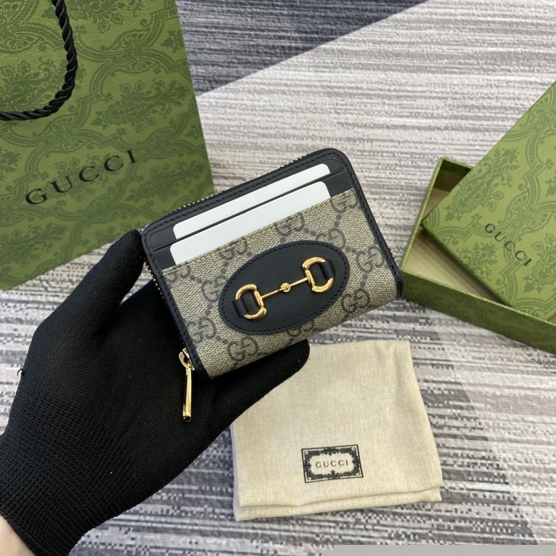 G*u*i wallets & purse